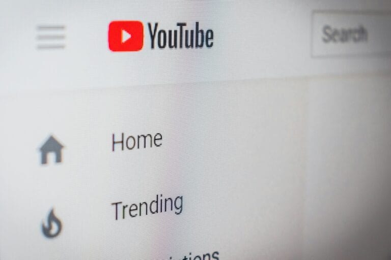 Youtube Premium Lite Gets background play and offline downloads