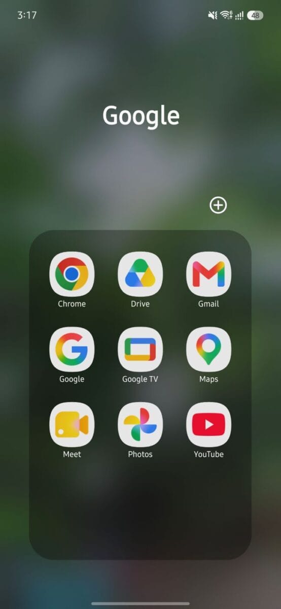 The Google App on Android: What It Actually Does (and Why It's Not the Same as Chrome) 2 Screenshot: app-drawer folder showing Chrome, Drive, Gmail, Google, Google TV, Maps, Meet, Photos, and YouTube grouped together on a Samsung One UI home screen